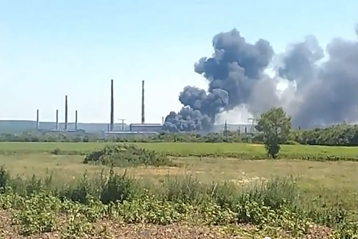 Появилось видео пожара Николаевской ТЭС под Славянском 