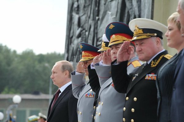 Президент Владимир Путин принял участие в праздновании Дня ВМФ в Североморске Президент Владимир Путин принял участие в праздновании Дня ВМФ в Североморске