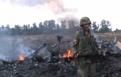 Судьба пилотов сбитых украинских штурмовиков Су-25 пока неизвестна 
