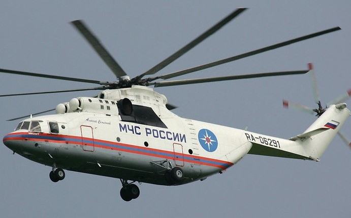 Пострадавшего в ДТП в Москве эвакуировали на вертолете