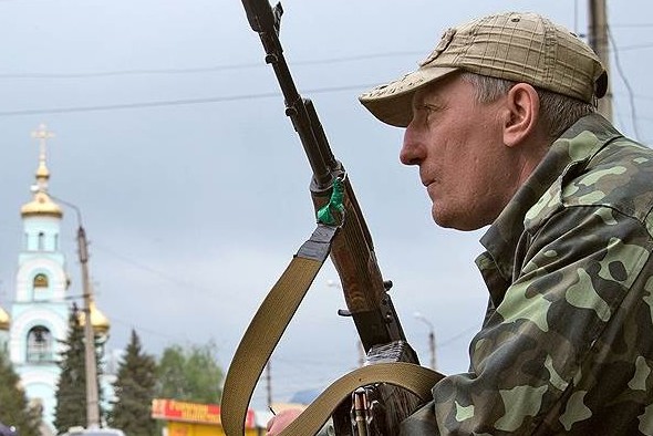 Украинская армия обстреливает, но не наступает 