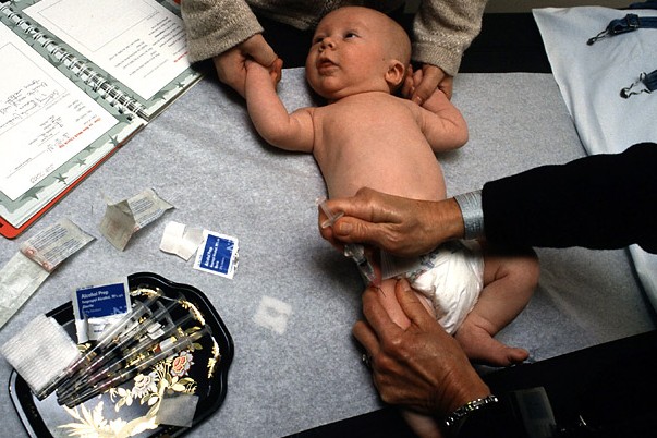 Новорожденным на Украине не делают прививки от туберкулеза - вакцина из России 