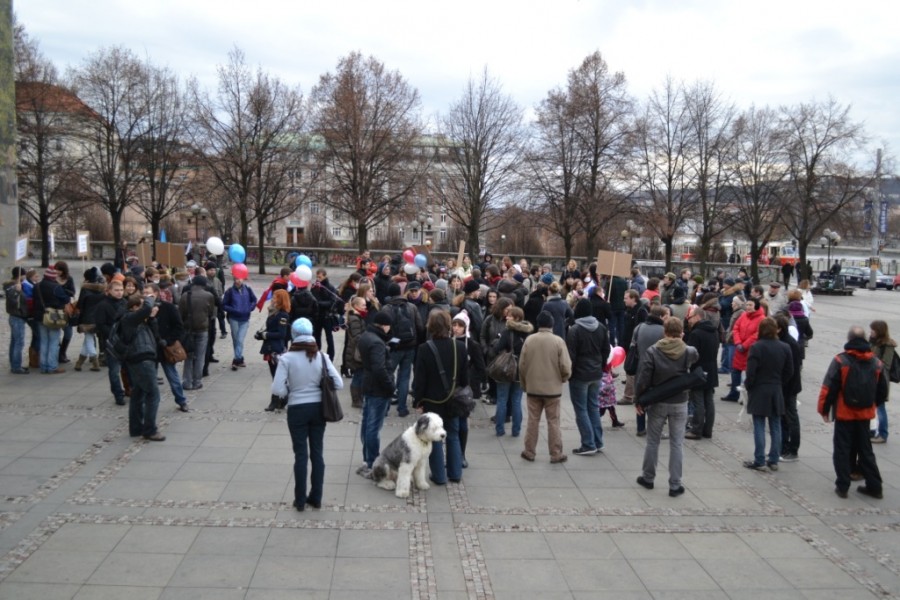 Прага митингует против антироссийских санкций 