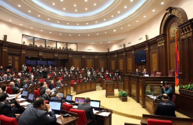 Парламент Армении рассматривает вопрос признания Нагорного Карабаха 