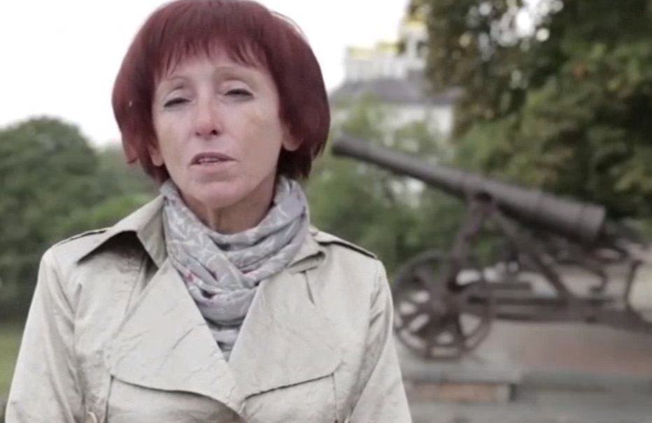 Женщины Чернигова просят Порошенко вернуть их мужчин домой 