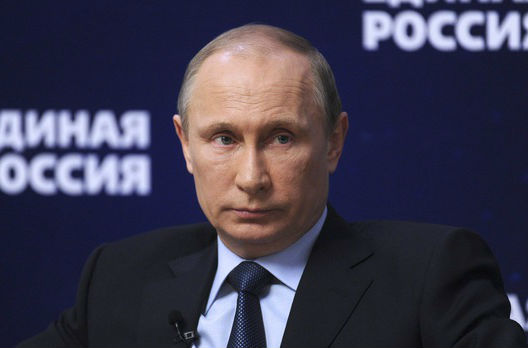 В Республике Алтай признали незаконной агитационную газету «Единой России» с Путиным на обложке 