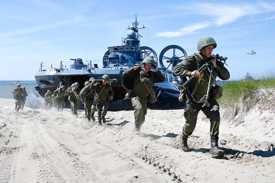 Балтийский флот России провел учения береговых войск 