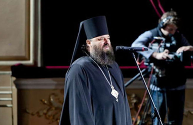 Украинский епископ назвал киевскую власть сатанистами и проклял Обаму 