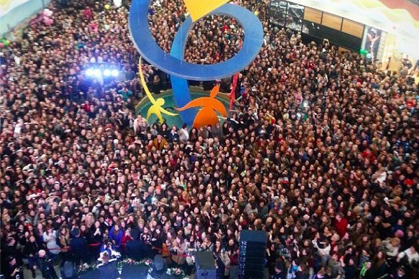 Дима Билан собрал в Питере больше 60 тысяч человек 