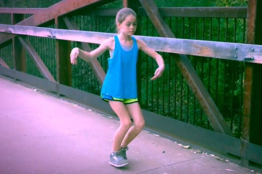 Невероятный танец девочки «взорвал» интернет 