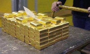 Украина распродала треть запасов золота из-за угрозы банкротства