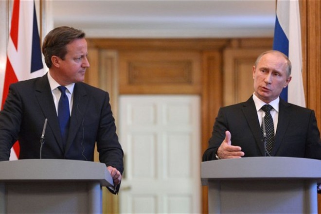 Путин и Кэмерон проводят встречу за закрытыми дверями 