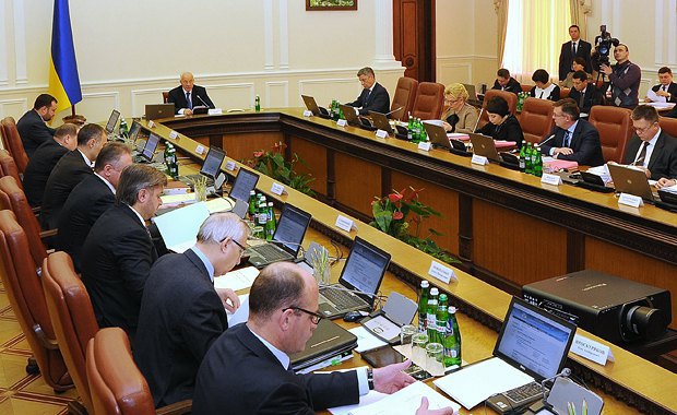 Украинский политик обвинил власть в цинизме Украинский политик обвинил власть в цинизме