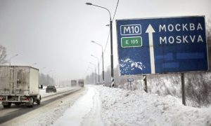 Из-за снегопада на трассе в Тверской области столкнулись 18 машин