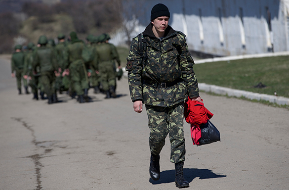 Военнообязанные мужчины бегут из сел Западной Украины 