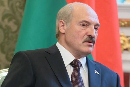 Лукашенко вылетел в Киев для разговора с Порошенко 