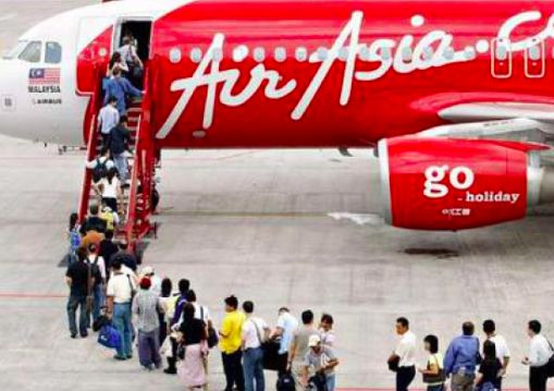 Еще один самолет AirAsia совершил вынужденную посадку 