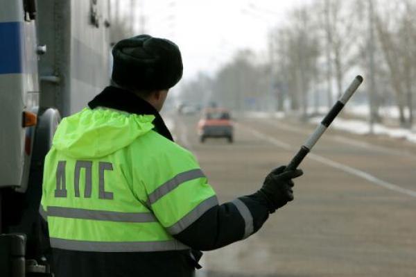 Пьяный водитель мопеда накинулся на сотрудника ДПС в Ивановской области 