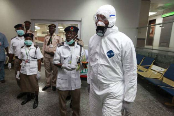 Двое врачей умерли в Сьерра-Леоне от лихорадки Эбола 