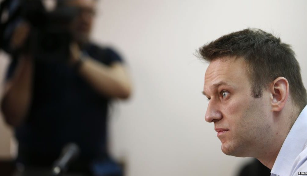 600 тысяч рублей должен заплатить Навальный Ликсутову 