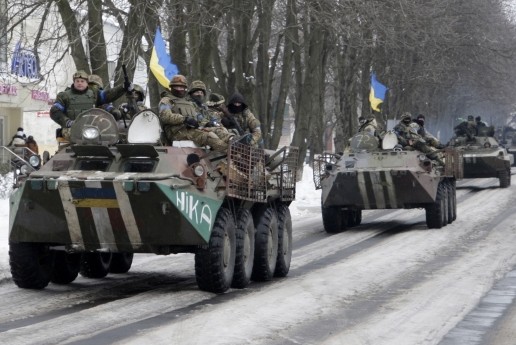 В Углегорск вошли танки ополченцев 