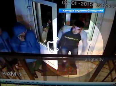 Опубликовано видео массовой драки со стрельбой в клубе Улан-Удэ 