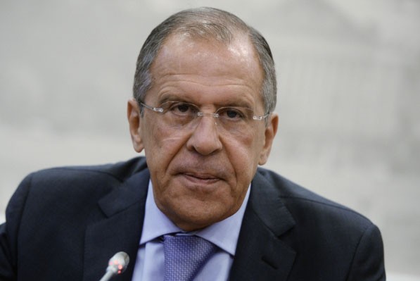 Лавров: Россия не будет обсуждать условия снятия санкций