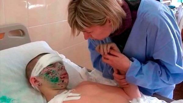 Ване, пострадавшему от обстрела в Донбассе, вернули зрение