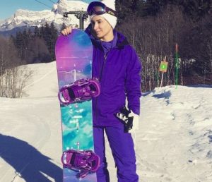 Тина Канделаки на горнолыжном французском курорте