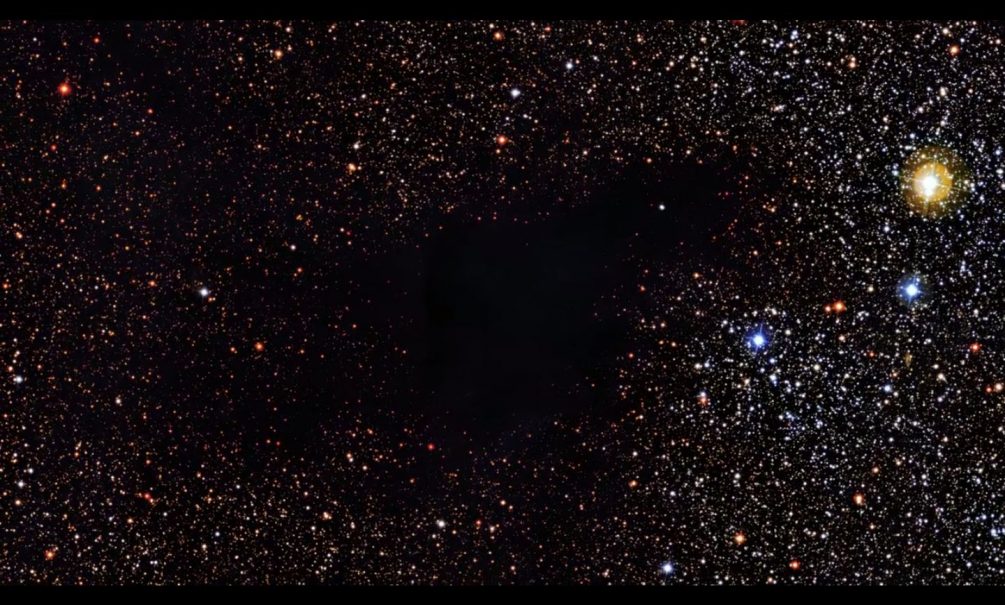 Астрономы зафиксировали темное облако во Вселенной 