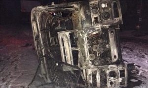 В Донецке снаряд попал в автобус: погибли металлурги