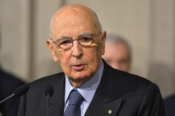 Президент Италии намерен уйти в отставку 