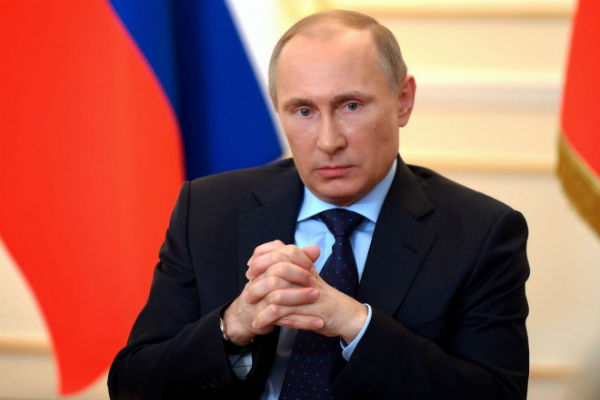 Путин дал поручение военным экспертам проанализировать ситуацию в Дебальцево