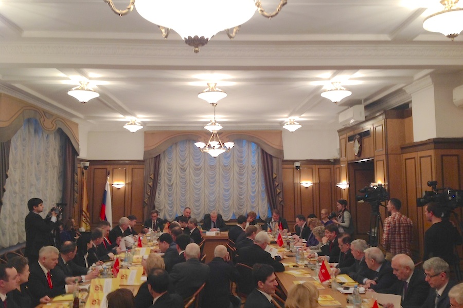 В Госдуме проходит встреча фракций СР и социалистов Молдавии