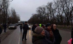 Жители Минвод перекрыли трассу 