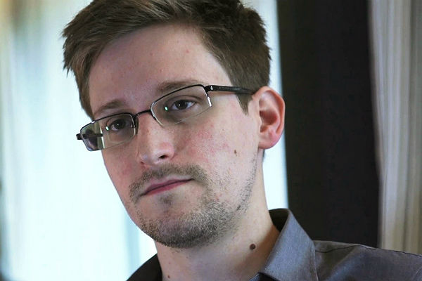 Американский журналист скончался после интервью со Сноуденом 