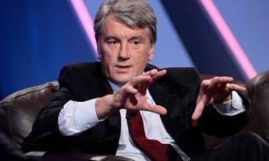 Ющенко обвинил во всех бедах Украины Яценюка