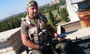 Снайпер рассказал, как силовики обстреливают дома жителей Донбасса, которые не рады 
