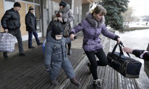 Киев и Донецк договорились об эвакуации жителей Дебальцево