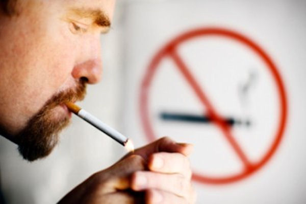 Приморские курильщики в 2014 году проштрафились почти на 3 млн рублей 