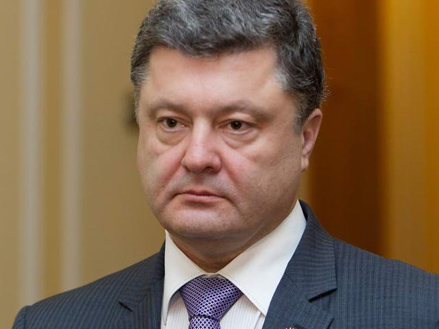 Порошенко: Прежнее руководство страны планировало уничтожить Украину 