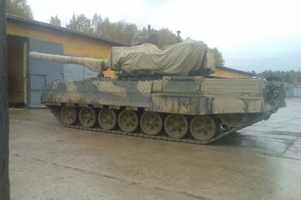 Сверхсекретный танк Т-14 увидели в Подмосковье 