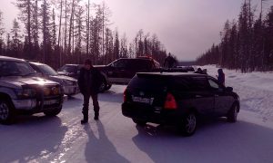 В Якутии местные жители перекрыли дорогу нефтяников