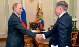 На сайте Кремля появилось фото Путина со встречи с председателем ВС Вячеславом Лебедевым