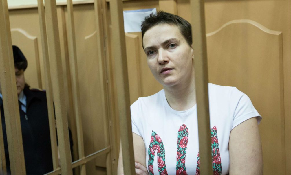 По факту оскорбления конвоиром Надежды Савченко ведется проверка 