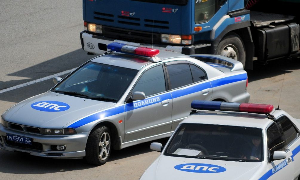 1 конвоир погиб, 1 ранен в результате нападения на автозак в Приморье 