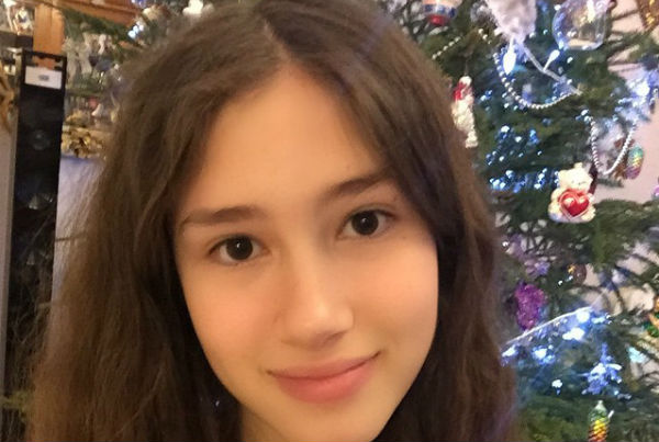 13-летняя дочь Бориса Немцова дебютировала в модельном бизнесе 