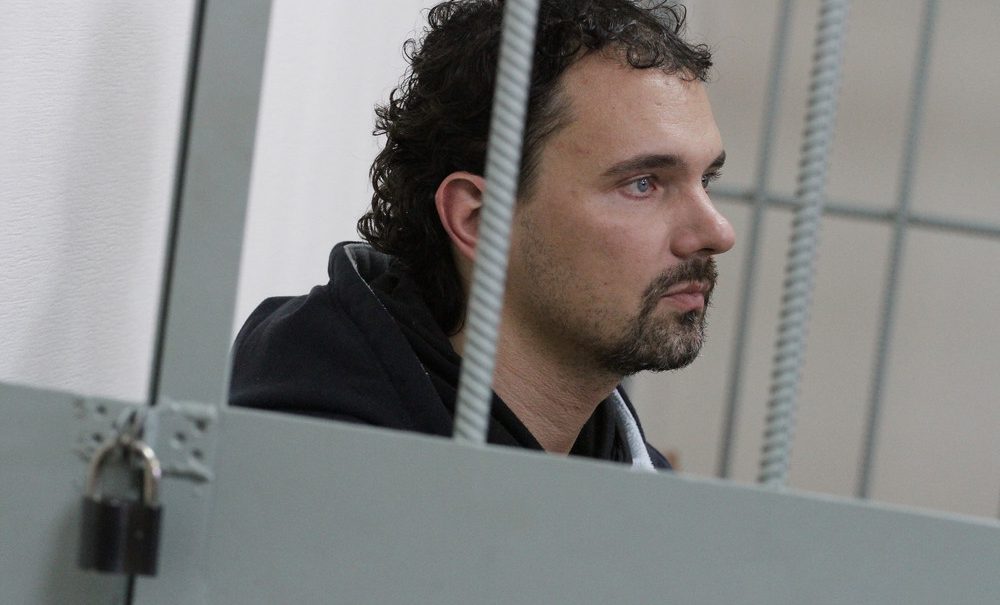 Экс-жена фотографа Лошагина заявила в суде, что он ее избивал 