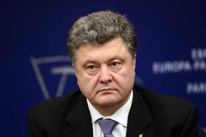 Порошенко готов провести референдум по госустройству Украины 