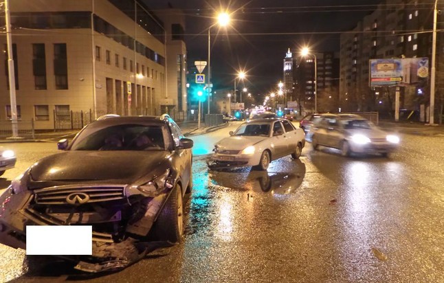 Автоледи в Екатеринбурге спровоцировали драку со стрельбой 
